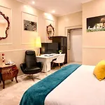 Apartment Madame Sofia Exclusive Collection Spanish Steps - Apartment-suites Rome