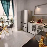 Madame Sofia Exclusive Collection Spanish Steps - Apartment-suites Apartment *