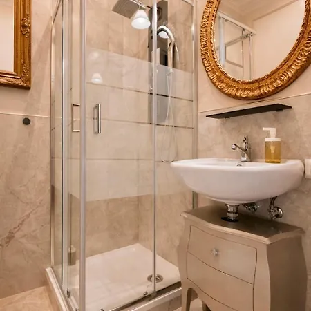 Madame Sofia Exclusive Collection Spanish Steps - Apartment-suites Апартаменты *