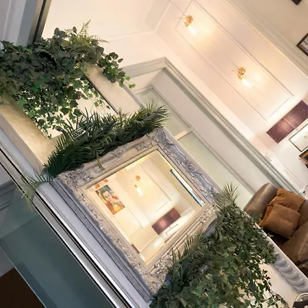 Апартаменты Madame Sofia Exclusive Collection Spanish Steps - Apartment-suites Рим